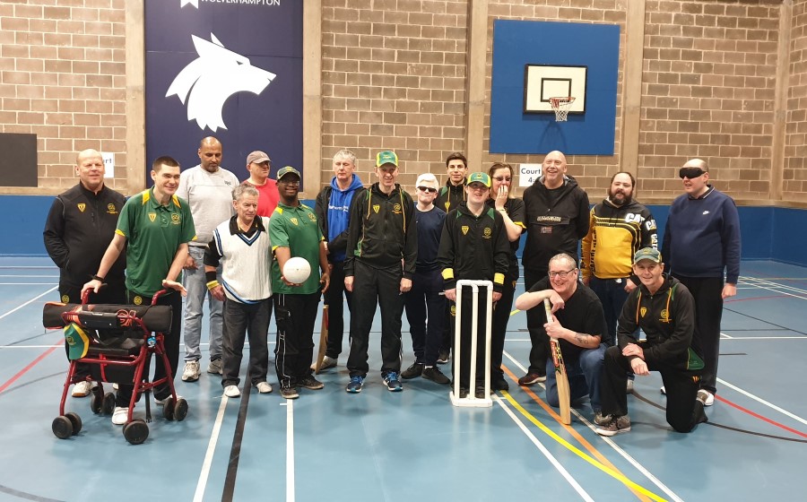 SVI and Staffs and Wolves crickters group shot